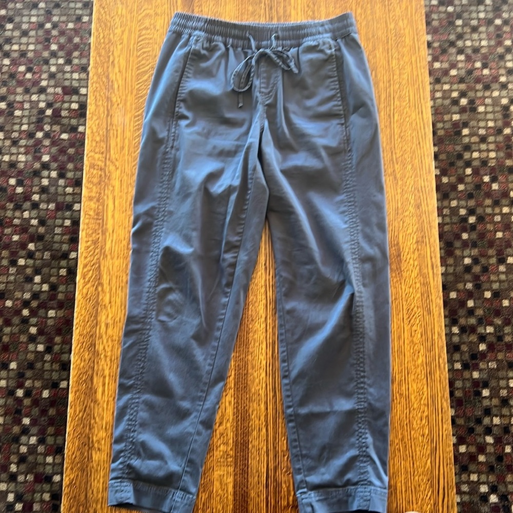 Liu and grey light denim pants in charcoal grey